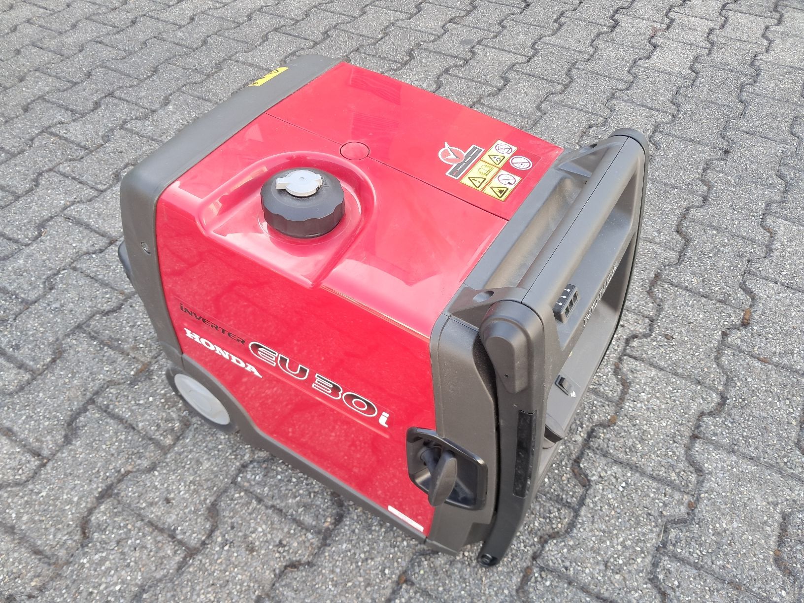 Honda Generatori di corrente: Notstromgenerator Honda EU 30i – Usato da Strengelbach venduto da Wedi73 1