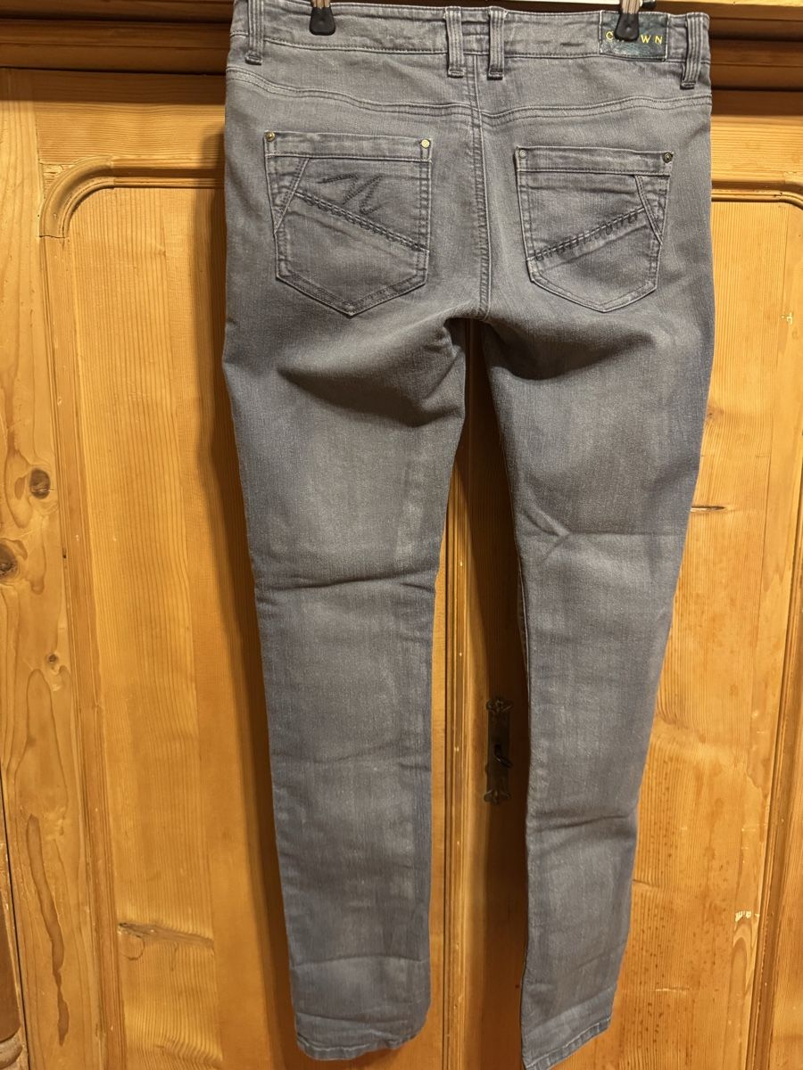Nile Jeans: Nile Jeans, Gr. S, Top Zustand! – Nuovo (secondo la descrizione) da Feldbrunnen venduto da Sunneschin 1