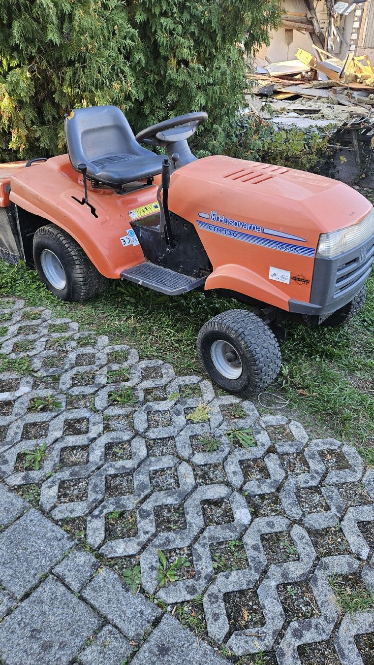 Trattori: Husqvarna Traktor Defekt – Usato da Rickenbach b. Wil venduto da nic_8ljr