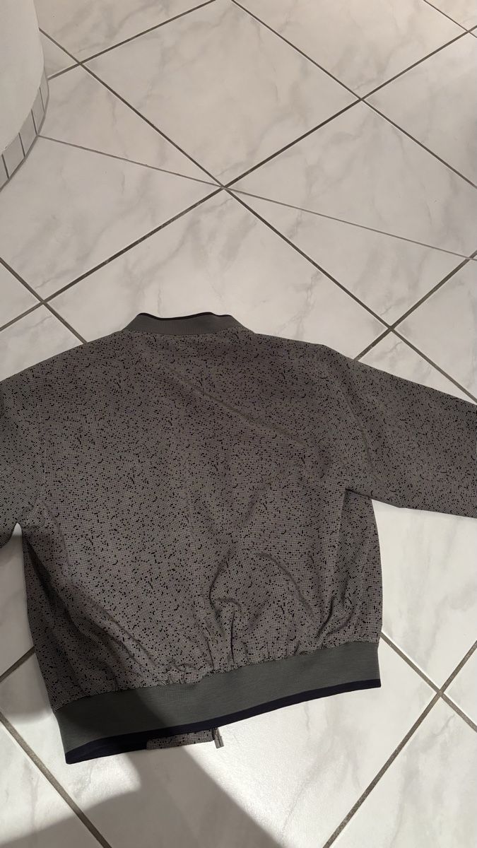 Saint Laurent Giacche: Yves Saint Laurent Jacke  – Nuovo (secondo la descrizione) da Dietikon venduto da rap_5byd 4