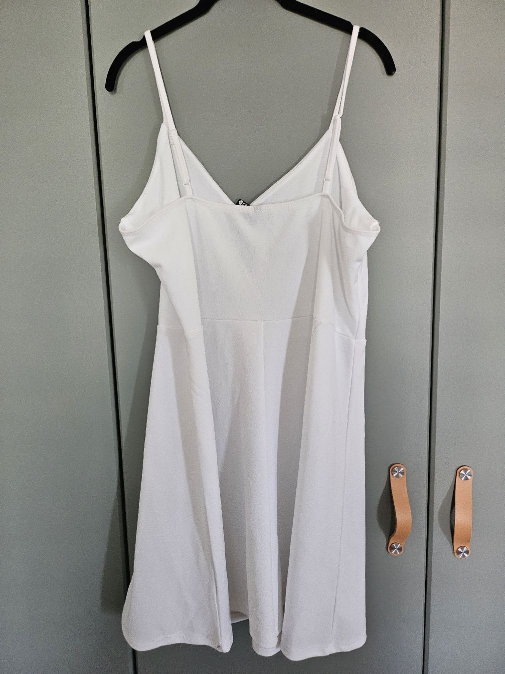 Vestiti: Belle robe blanche – Nuovo e nell'imballaggio originale da La Tour-de-Peilz venduto da mar_2r26 2