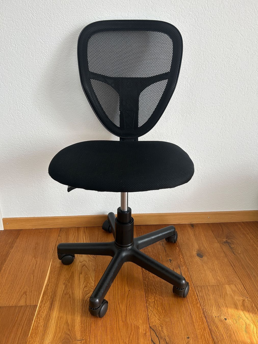 Rollstühle: Kinder Bürostuhl schwarz – Gebraucht aus Breitenbach von Natalijailic 1