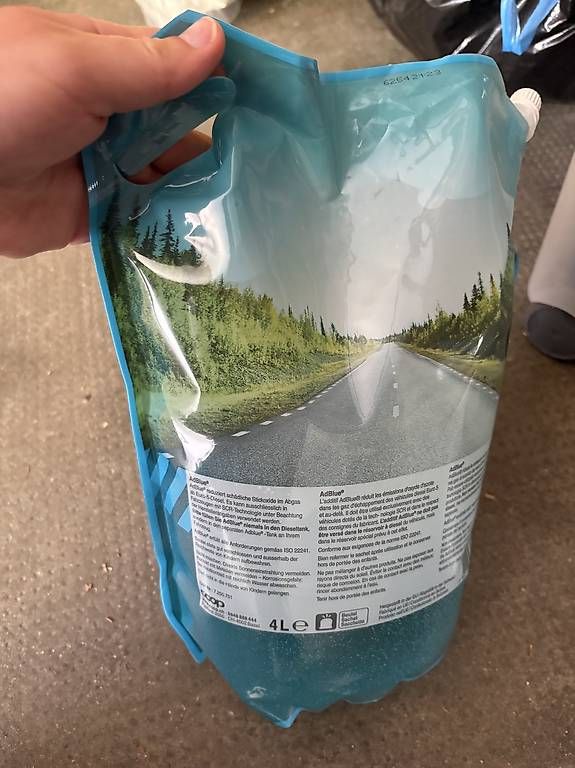 Accessori per altri veicoli: AdBlue Coop 4L neuf norme ISO 22241 – Nuovo e nell'imballaggio originale da Bôle venduto da jes_987t 1