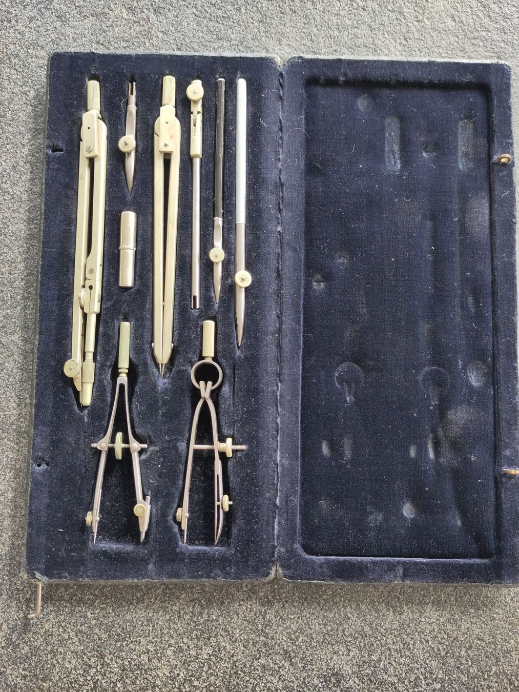 Compas: Zirkelset mit Etui – D'occasion à Moosseedorf par Smammut