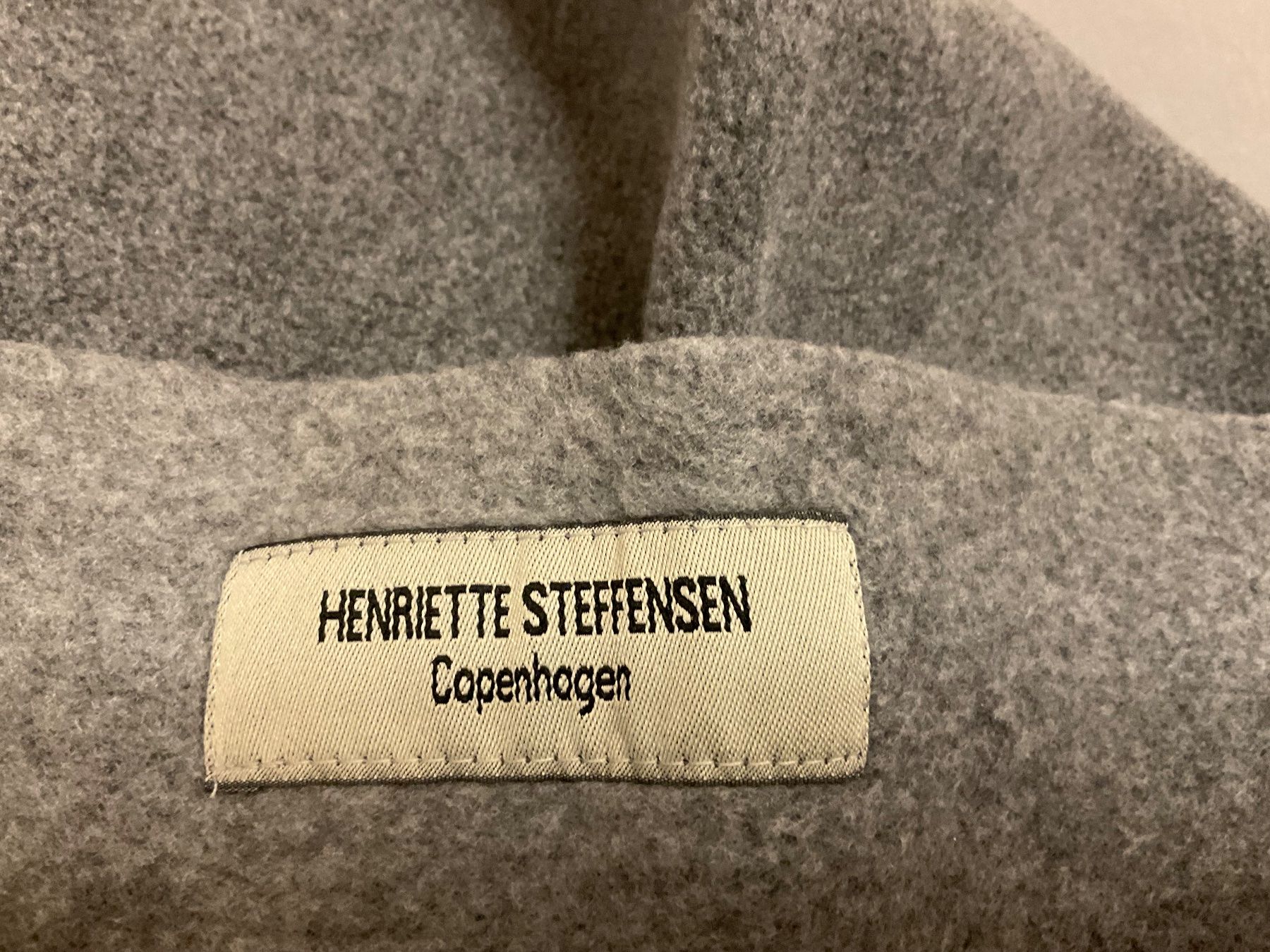 Foulard & Sciarpe: Henriette STEFFENSEN Dreieckstuch Schal grau – Nuovo (secondo la descrizione) da Scuol venduto da Lotus2020 1