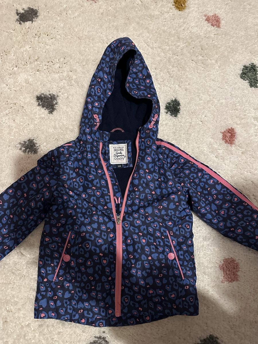 C&A Giacche & Cappotti: Übergangsjacke Grösse 104 – Usato da Zürich venduto da Essences 1