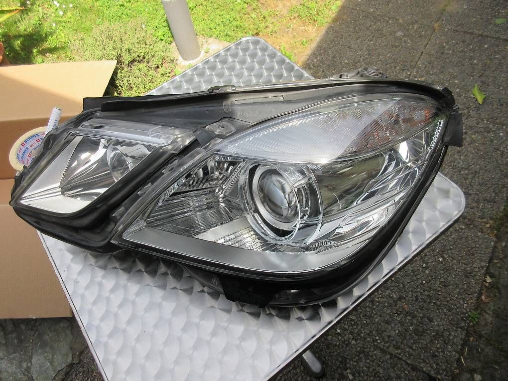 Mercedes-Benz Fari: Phare avant gauche Mercedes E-Class W212 – Usato da Champagne venduto da nan_2dwz 4