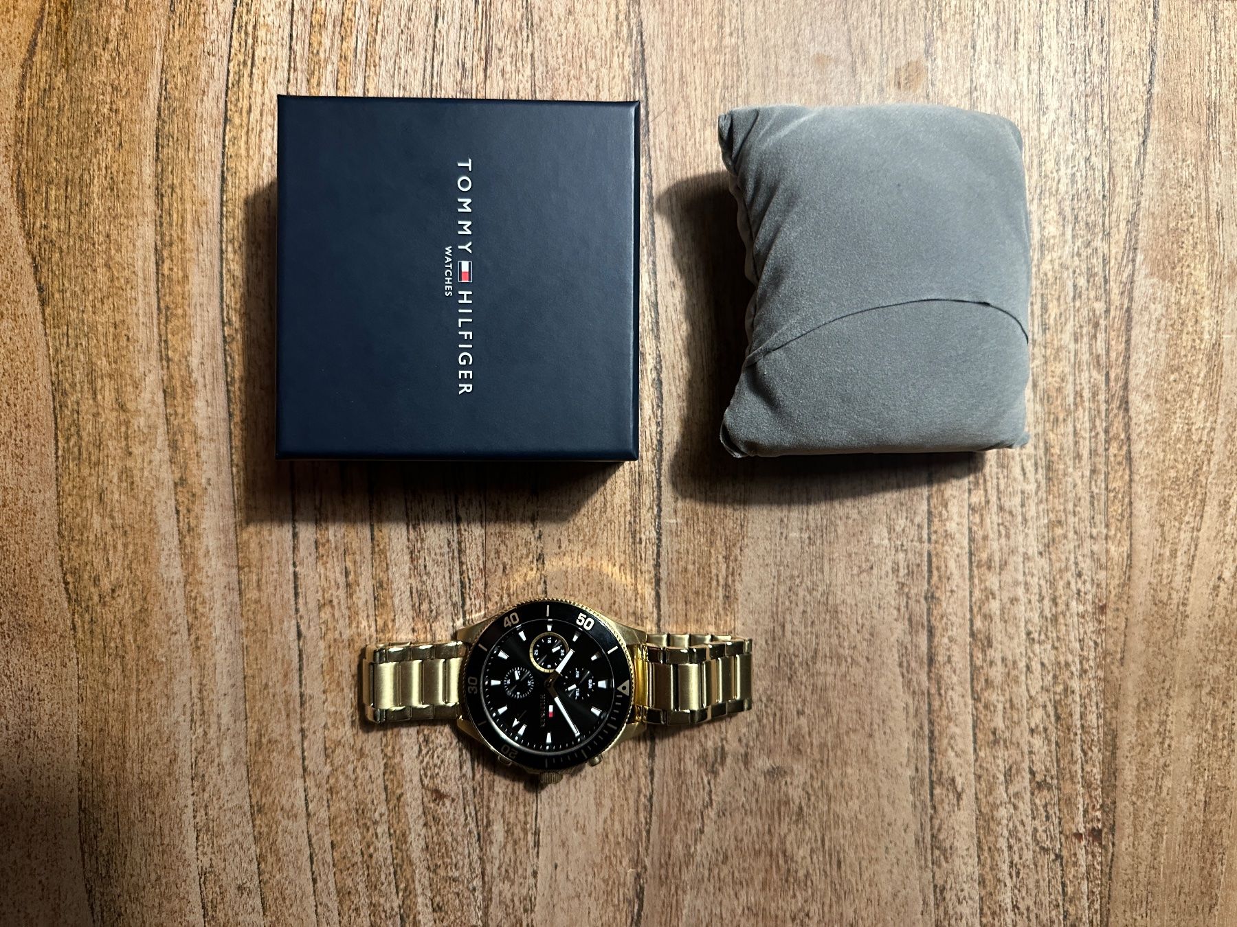 Tommy Hilfiger Orologi: Original Tommy Hilfiger Uhr – Nuovo (secondo la descrizione) da Eschenbach SG venduto da noa.orlando