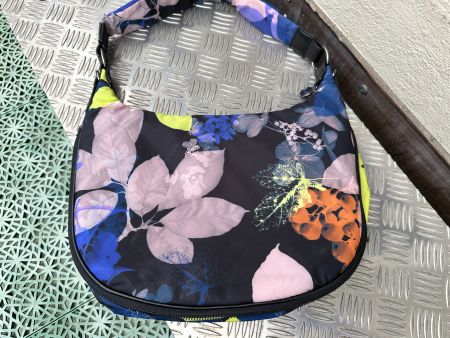Desigual Tasche Hingucker tolle Farben neu!