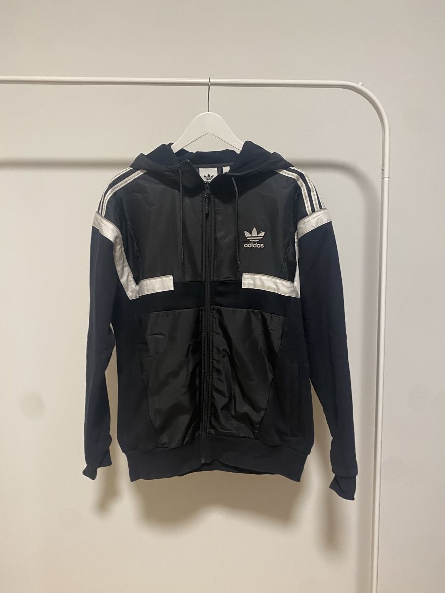 Adidas Giacche: Adidas Zip-Hoodie Size M – Usato da Brüttisellen venduto da xe_m