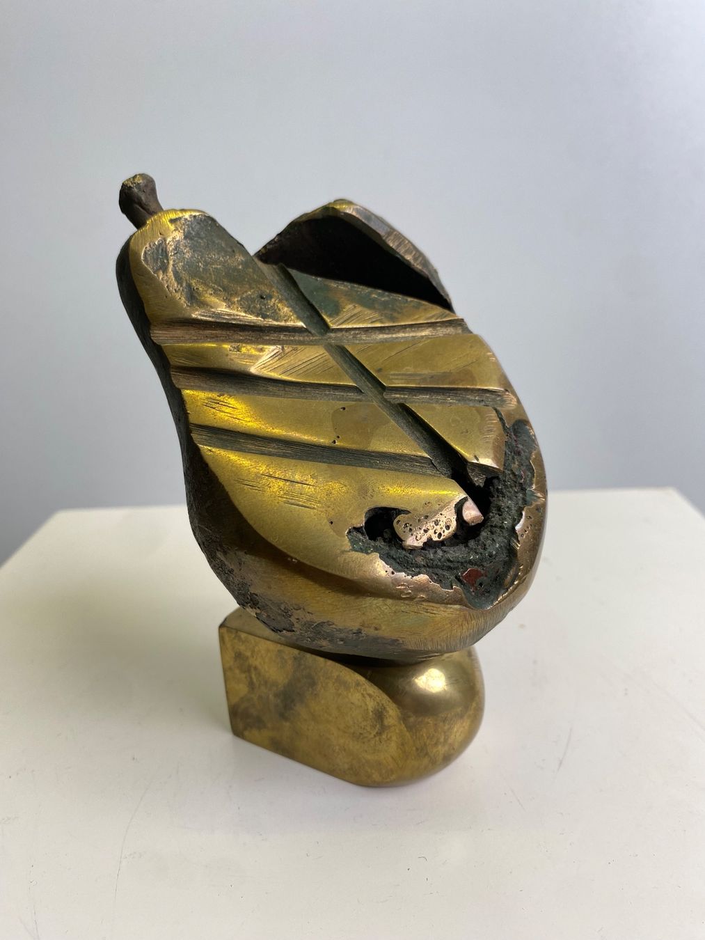 Sculture & Statue: Bronzeskulptur in Birnenform Messing oder Bronze Brutalist – Usato da basel venduto da franzie1