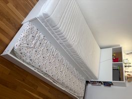 Einzelbett mit Ausziehbett
