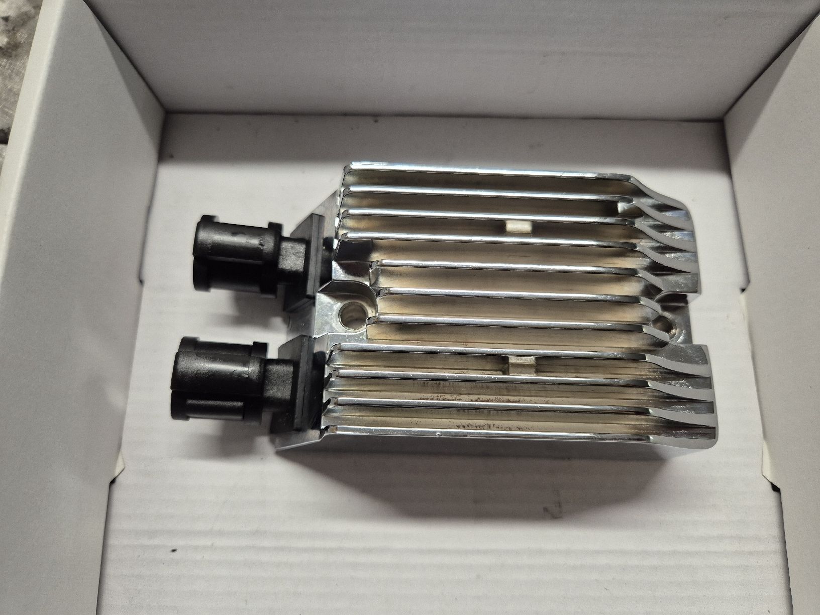Harley-Davidson Toutes les pièces détachées moto: Régulateur de tension Harley-Davidson  – Neuf avec emballage d'origine à Le Locle par CHEGUA