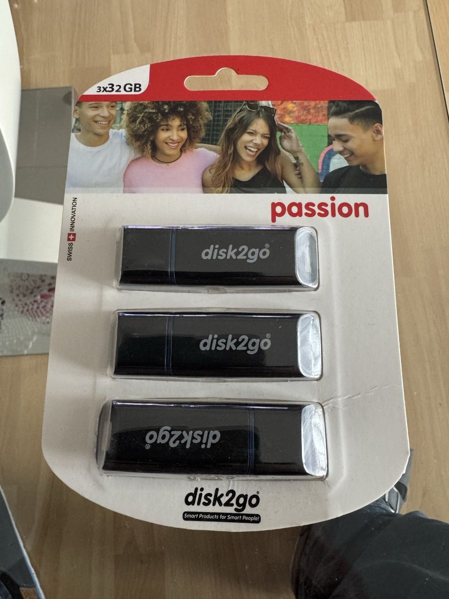 Chiavette USB: Set 3x 32gb Disk2go – Nuovo e nell'imballaggio originale da Uznach venduto da enrico06