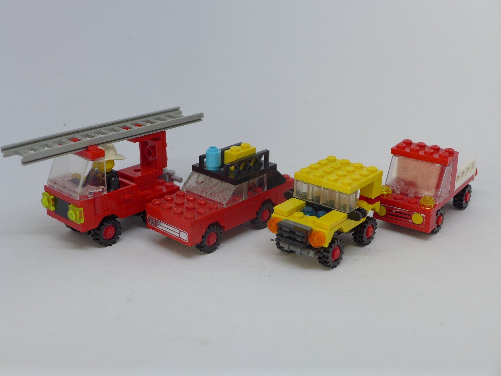 Lego Spielzeuge: Lego Autos Vintage – Gebraucht aus Laupen ZH von spardonald007