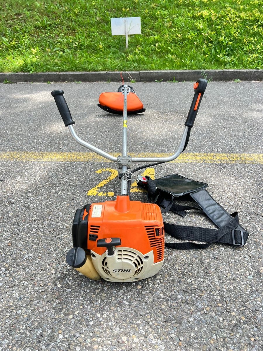 Stihl Tutti gli attrezzi: Rasentrimmer Stihl FS 200 – Usato da Urdorf venduto da mas_5wfz 1