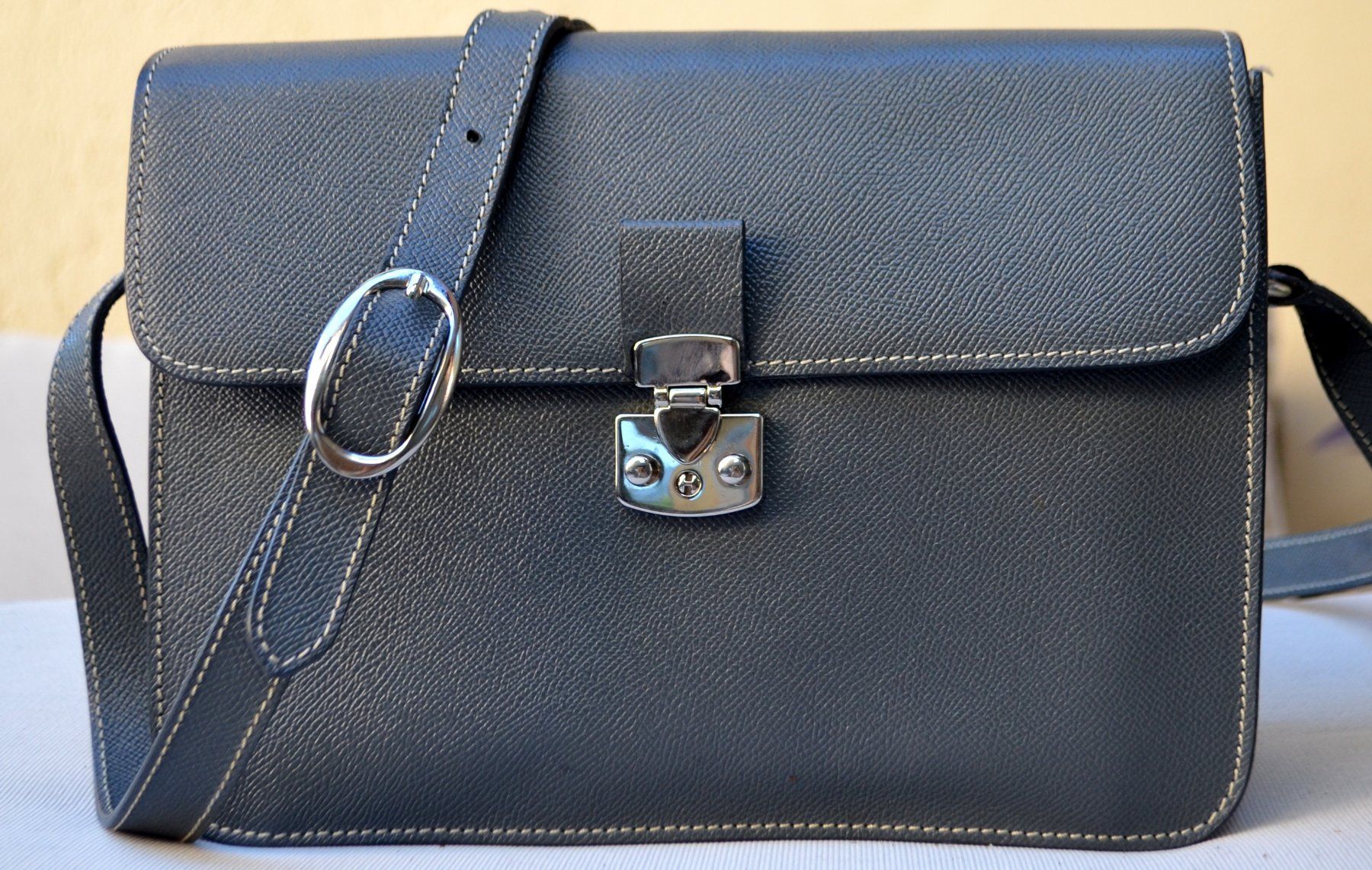 Buti Borse da donna: Buti Tasche / sac – Usato da Collonges venduto da arashee