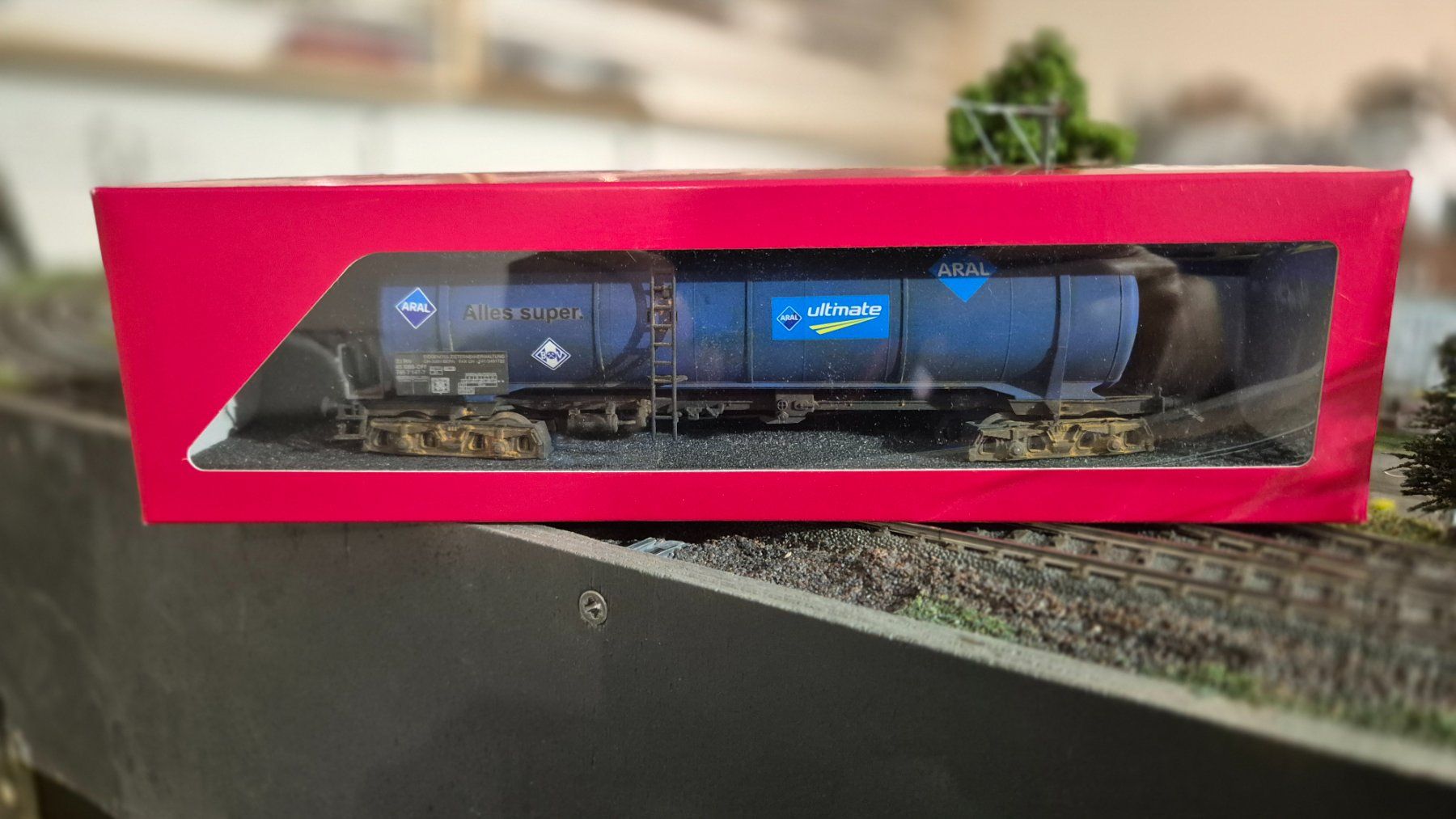 Märklin Modellini di ferrovie: Märklin 4752 "Kesselwagen Aral" – Usato da Dübendorf venduto da Aki1965 7