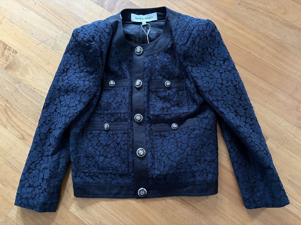 Giacche: Veronika Beard Spitzenjacke, Grösse 40 neu – Nuovo e nell'imballaggio originale da Matten b. Interl venduto da Kings-Fashion