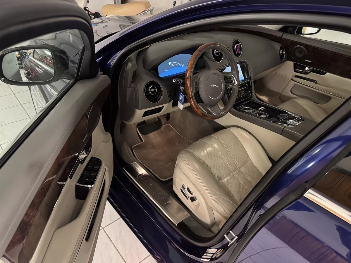 Jaguar Autos: Jaguar XJL Blau Metallic 3.0D PremiumLuxury – Gebraucht aus Affeltrangen von Atraente 4