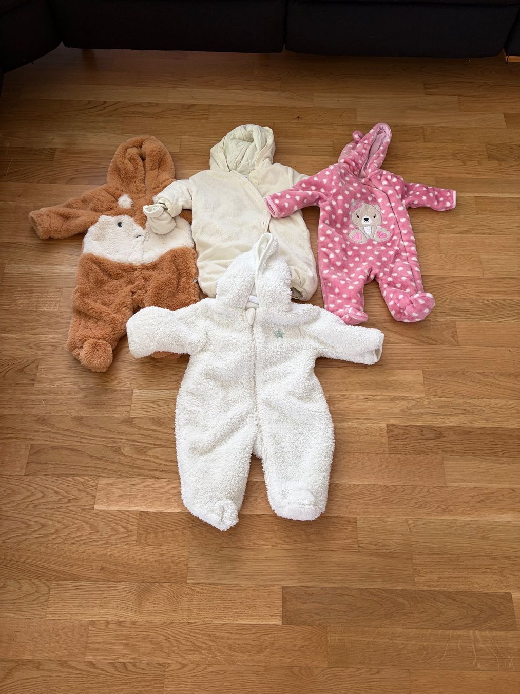 Kleiderpakete & -sets: Babykleider 62/68 Herbst Winter – Gebraucht aus Bad Zurzach von simba1995 4