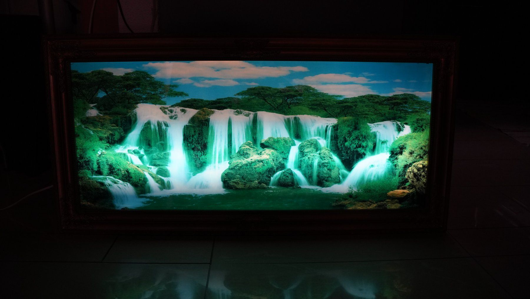 Tutte le decorazioni: Sehr schöne bilderrahmen mit licht – Usato da Kollbrunn venduto da ktngttaa 1