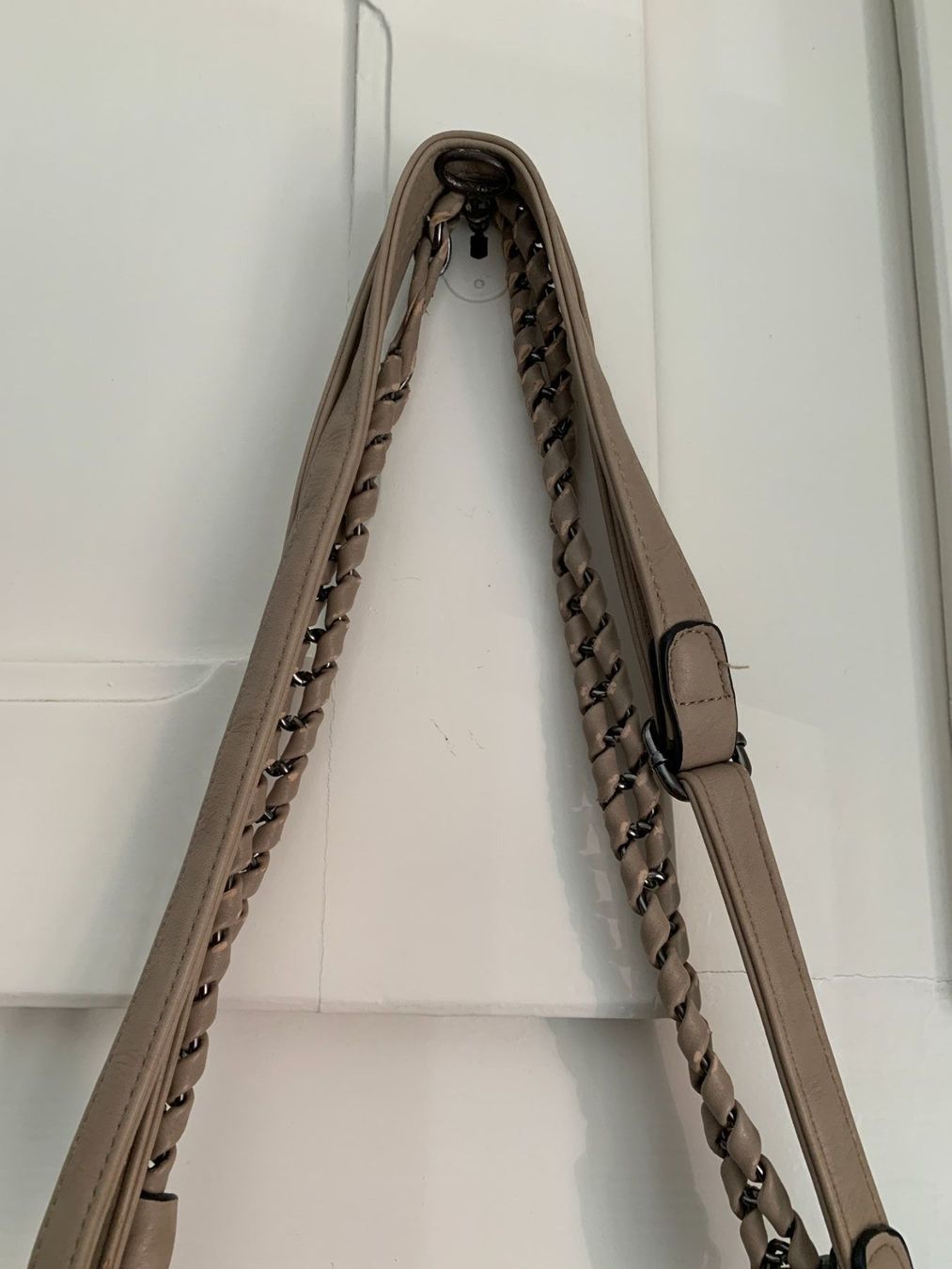 Taschen für Damen: ETERNEL - Umhängetasche taupe – Gebraucht aus Zürich von Diazaio 2