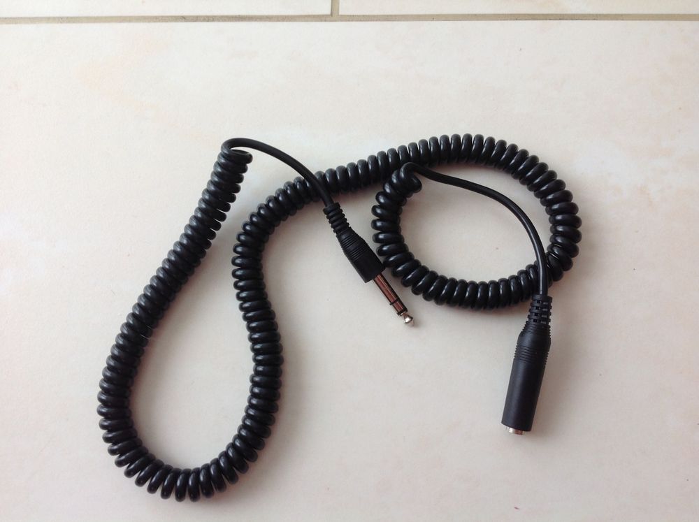 Cavo Audio AUX 1 Metro - Jack 3.5 Mm Maschio-Maschio - Universale Per Auto, Telefono, MP3