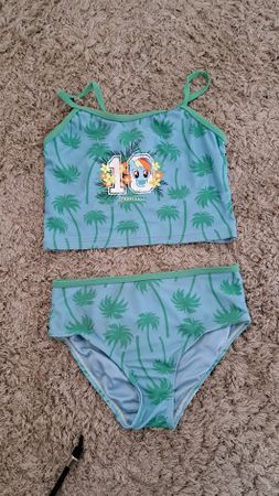 maillot de bain fille taille 110/116,bon état