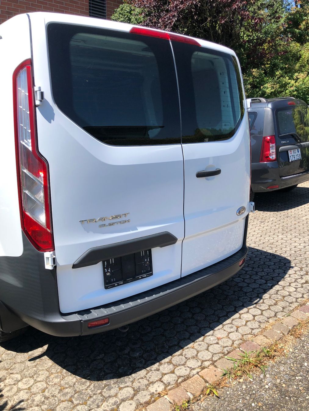Ford Nutzfahrzeuge: Ford Transit Custom – Gebraucht aus Bözberg von mes_2xwg 8