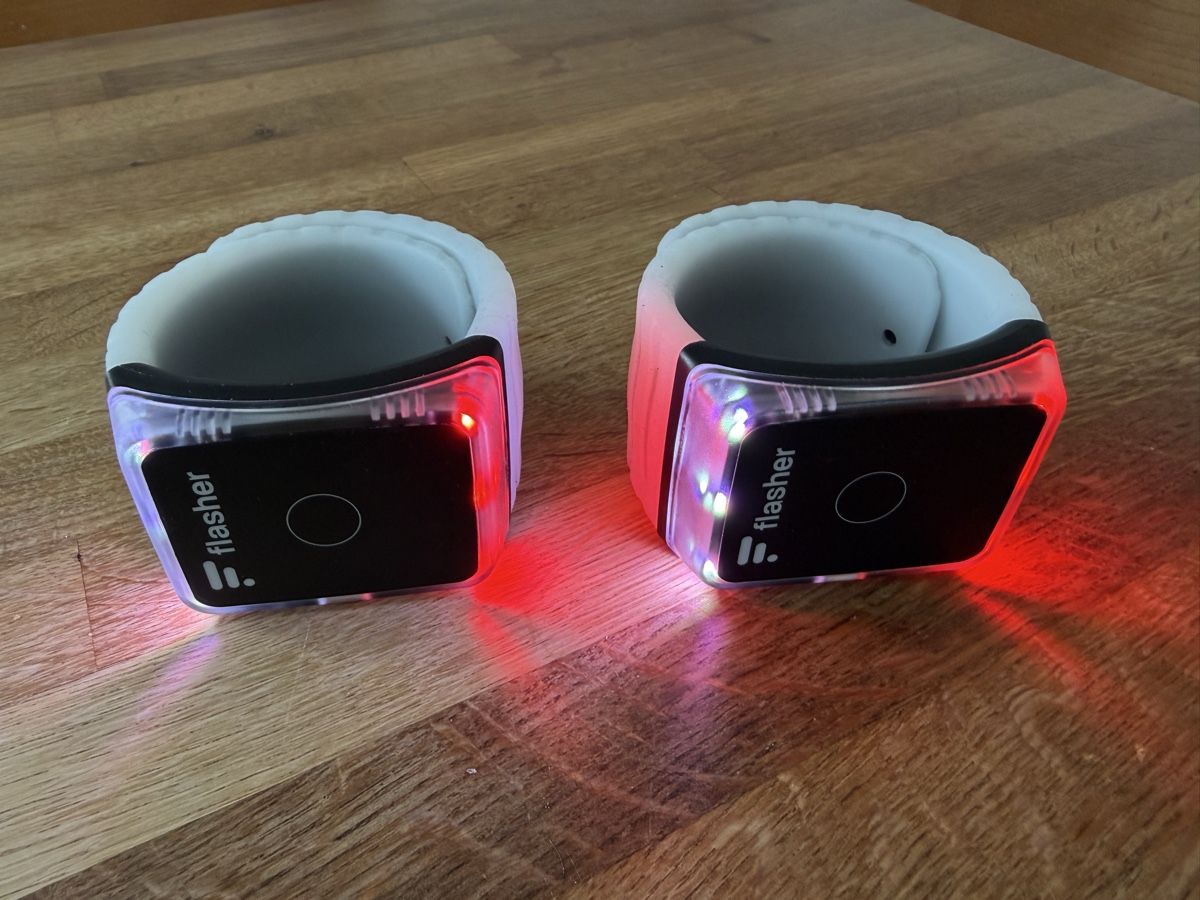 Ersatzteile: Velo Blinkerarmband „Flasher“ – Gebraucht aus Speicherschwendi von Goatkeeper 2
