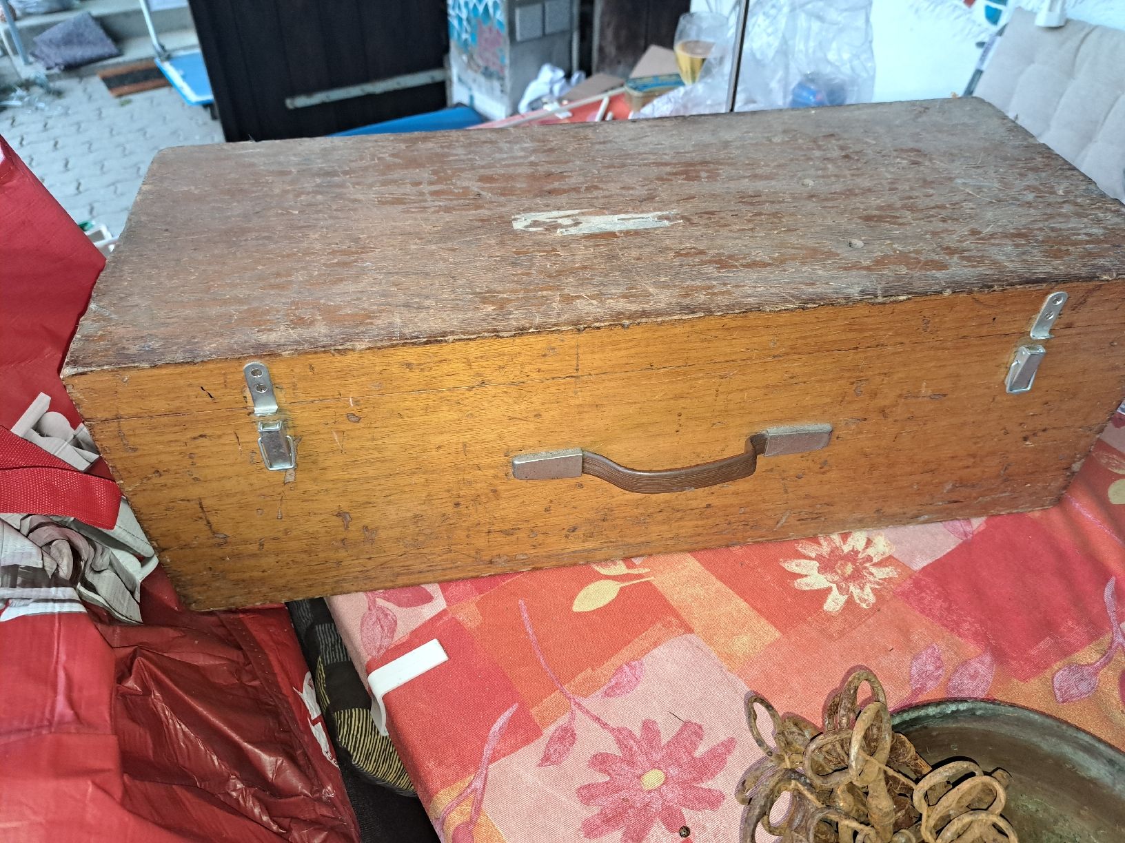 Transportkisten: Kiste antik – Gebraucht aus Kölliken von Upcycling-by-Mc-TAM