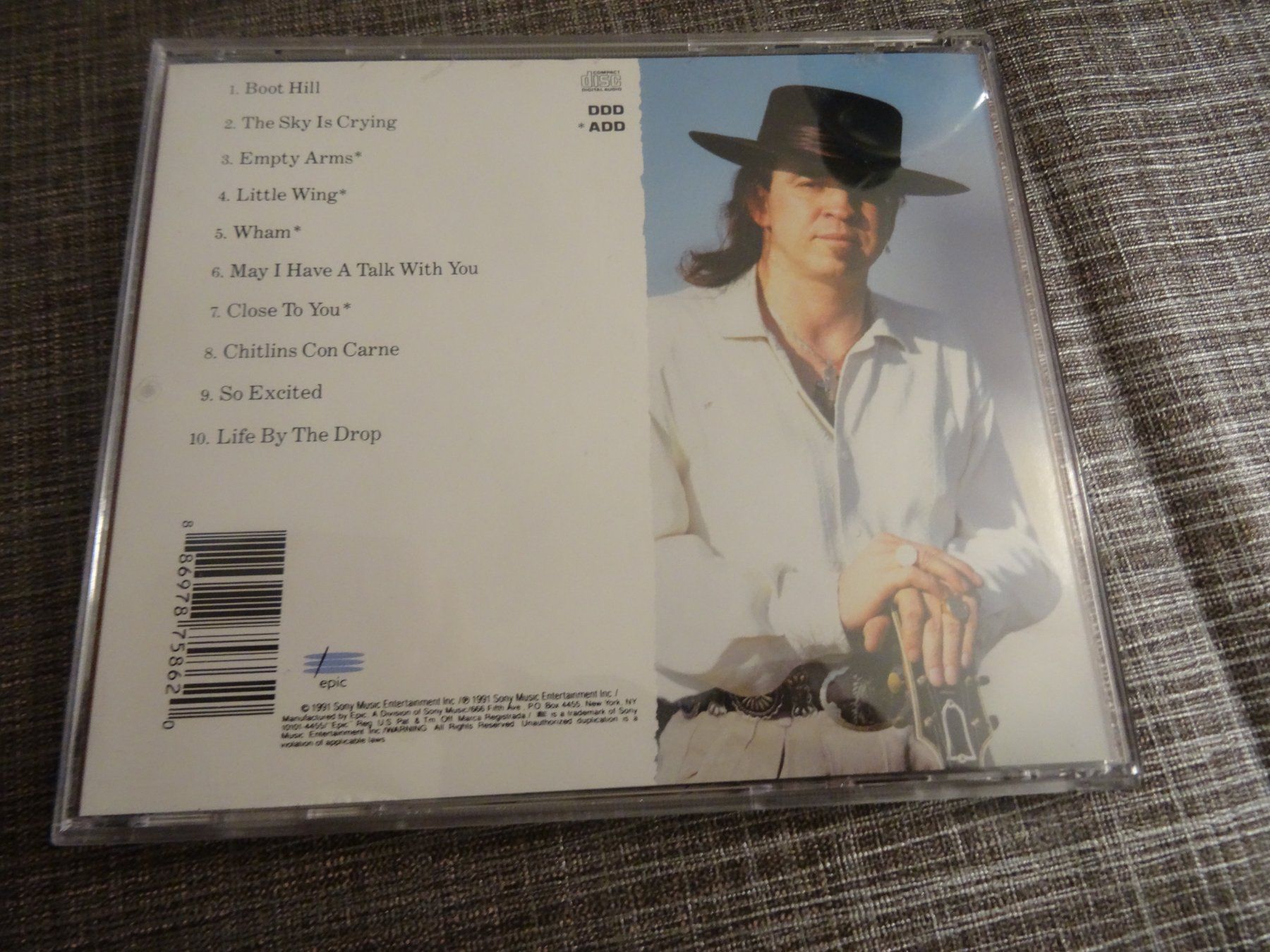 CD: Stevie Ray Vaughan - The Sky Is Crying CD – Usato da Olten venduto da Disc-Ausverkauf 1