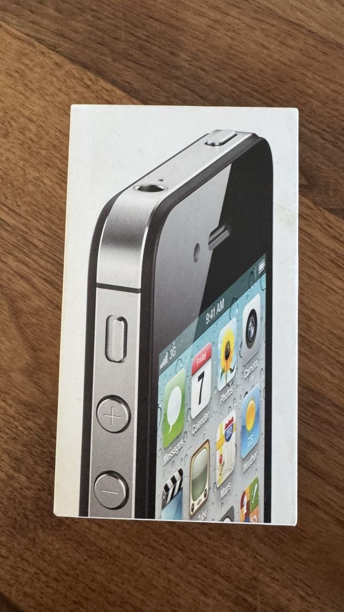Apple Telefoni cellulari / Smartphones: Apple iPhone 4S schwarz mit Originalverpackung neuwertig – Usato da Kreuzlingen venduto da Pet_7prv 2