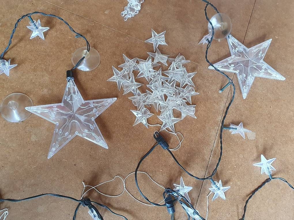 Tutte le decorazioni: Weihnachtsbeleuchtung – Usato da Schänis venduto da 1234567890ABCDEF 2