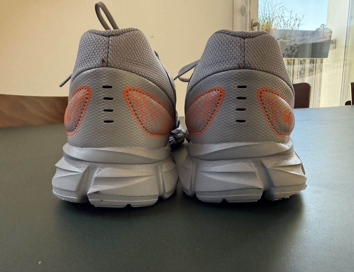Asics Scarpe da uomo: Asics Gel-Quantum Lyte II, Gr. 47, grau – Nuovo (secondo la descrizione) da Zürich venduto da fluzue 2