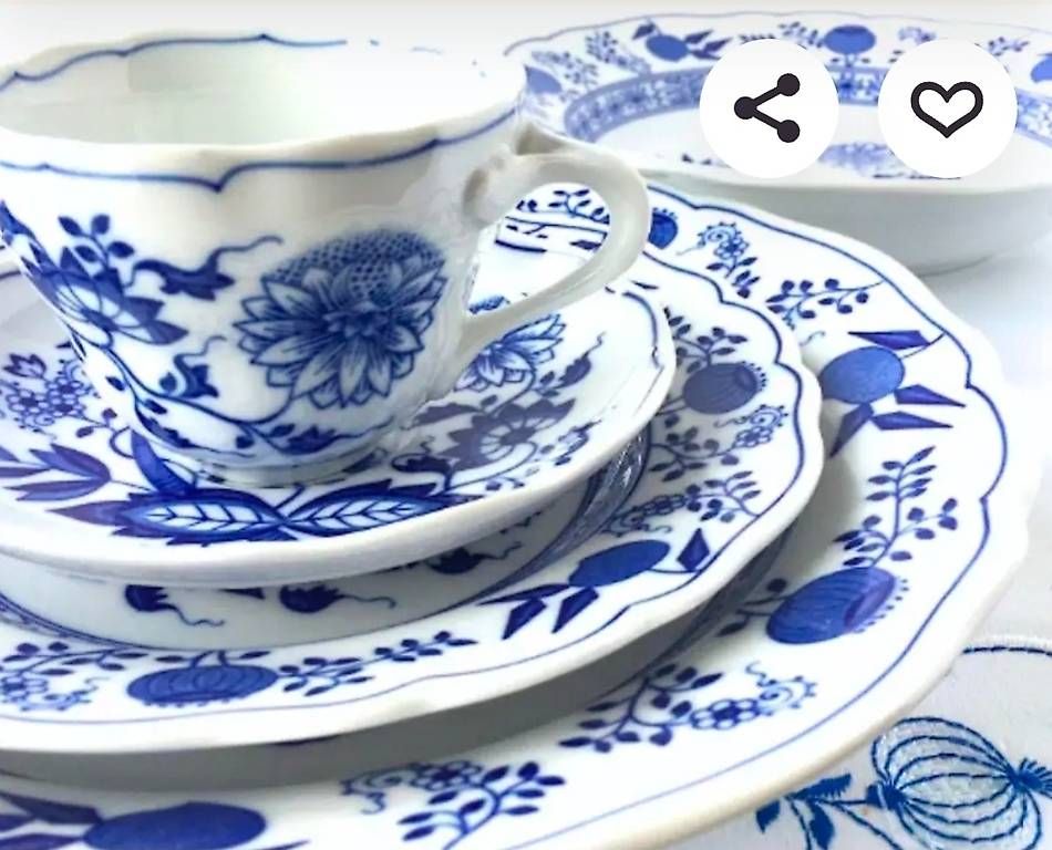 Set di piatti: Zwiebelmuster  – Usato da Kriens venduto da Aschada