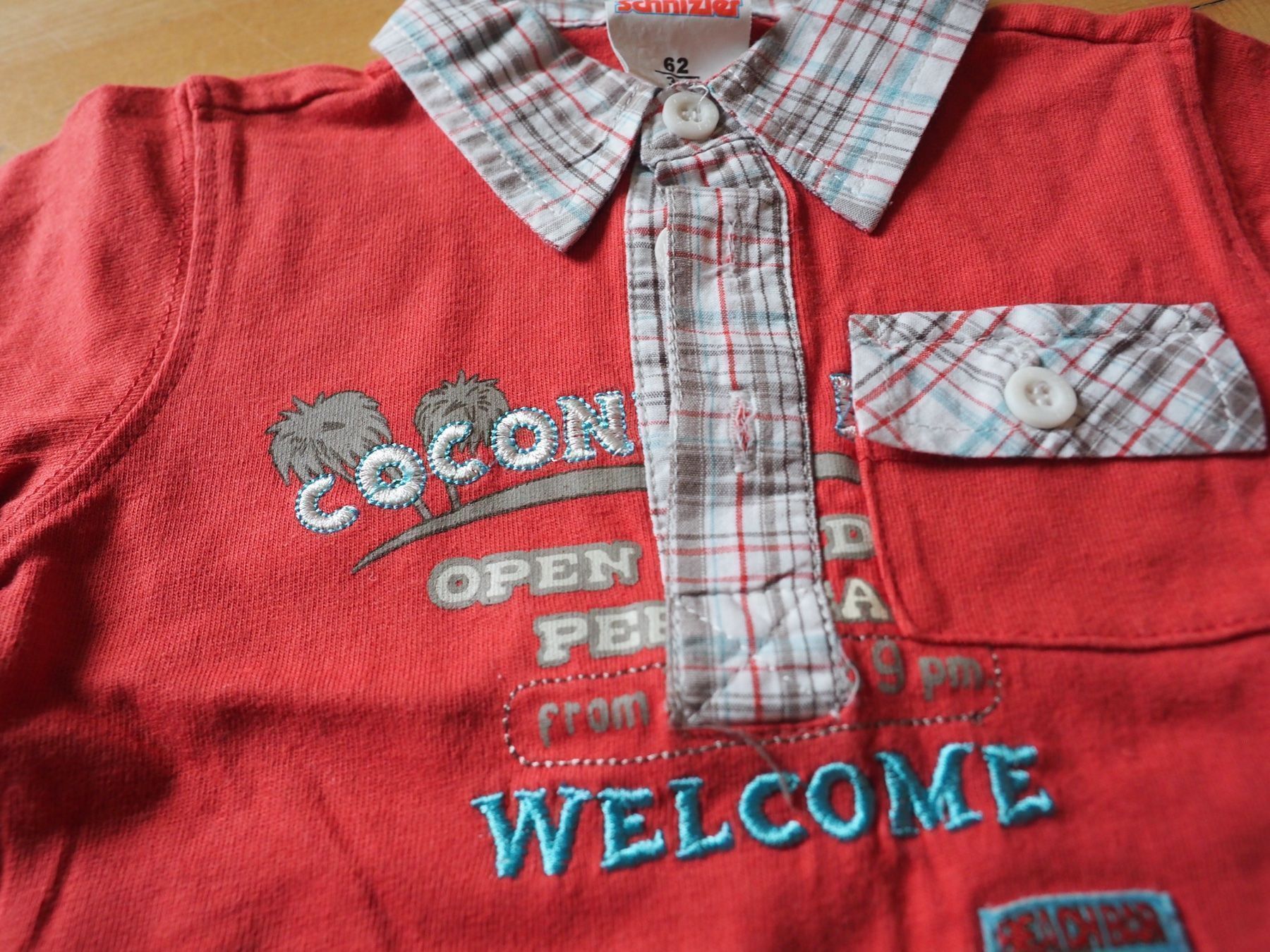 Camicie, Top & T-shirt: 2 schöne T-Shirt 62/68 – Usato da Oensingen venduto da katepe 4
