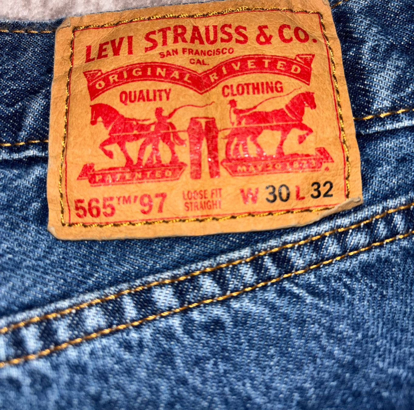 Levi's Jeans: JEANS LEVI'S,NUOVO SENZA TARGHETTA – Nuovo (secondo la descrizione) da Bellinzona venduto da ARCAOS.ART 1