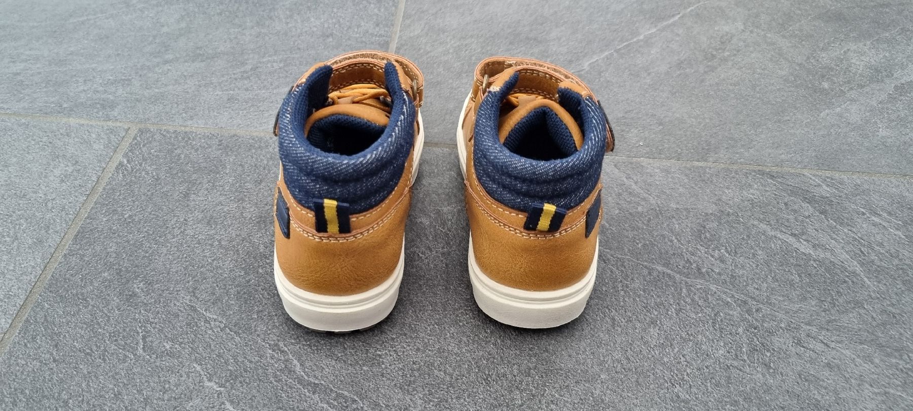 Scarpe per ragazzi: Braune Herbstschuhe / Winterschuhe Grösse 23 – Usato da Birmensdorf ZH venduto da borstenking 2