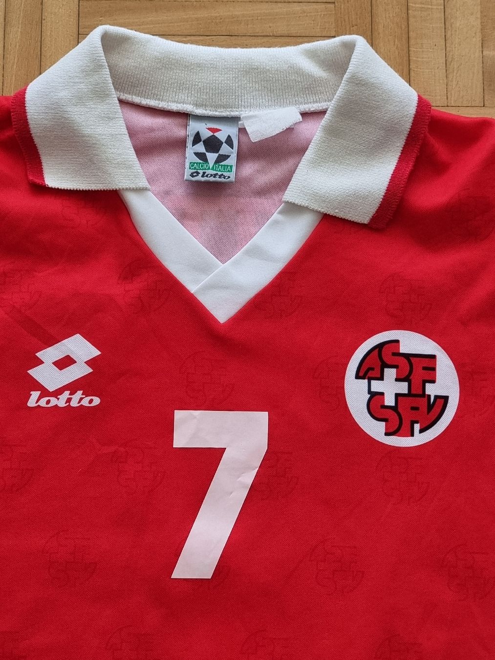 Schweizer Nati Leibchen & Hosen: Alain Sutter / Schweiz 1992 Heimtrikot – Gebraucht aus Suhr von SariLacivert1907 2
