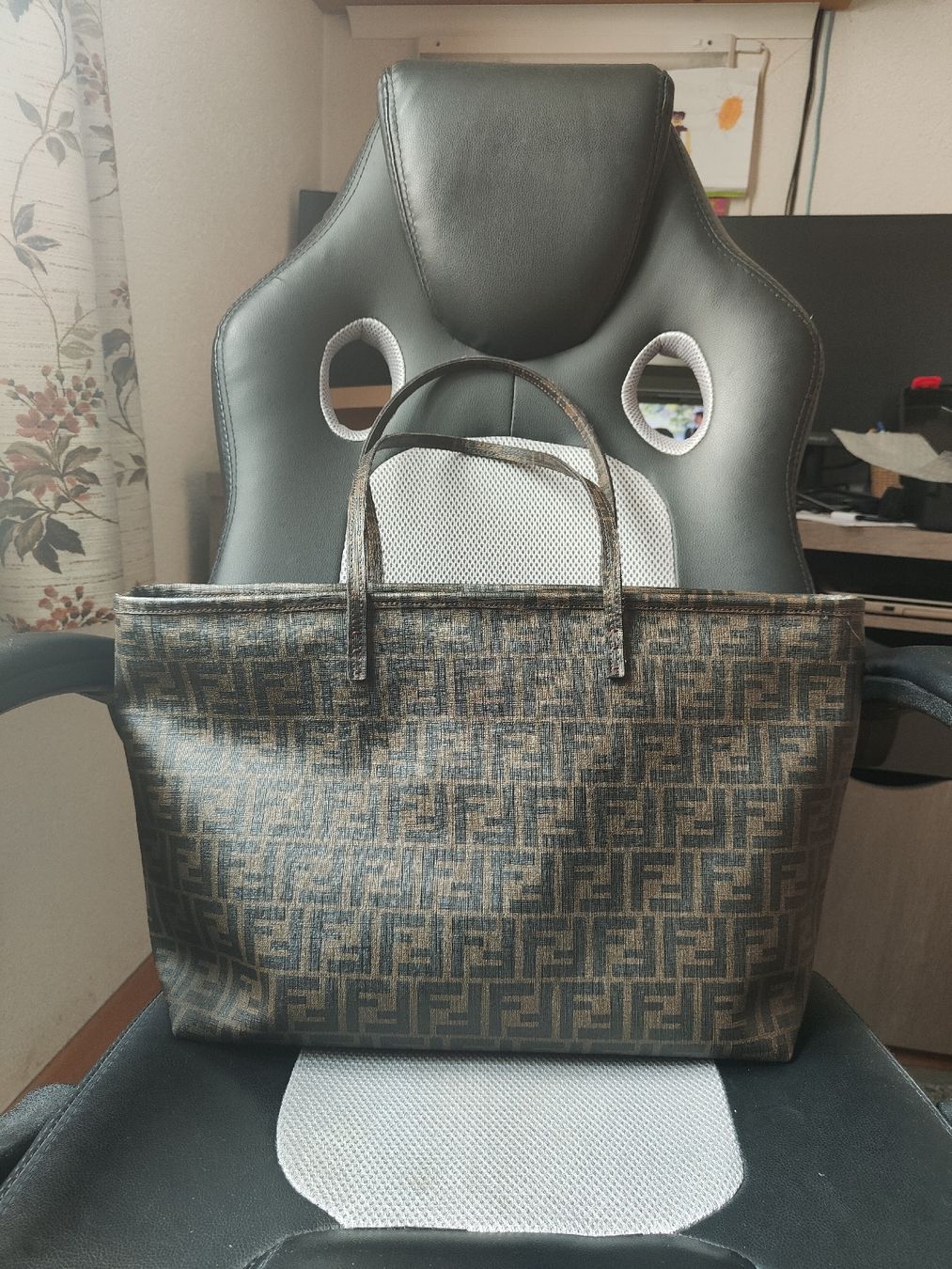 Fendi Borse da donna: Fendi Tasche – Usato da Hausen AG venduto da dar_gt8p