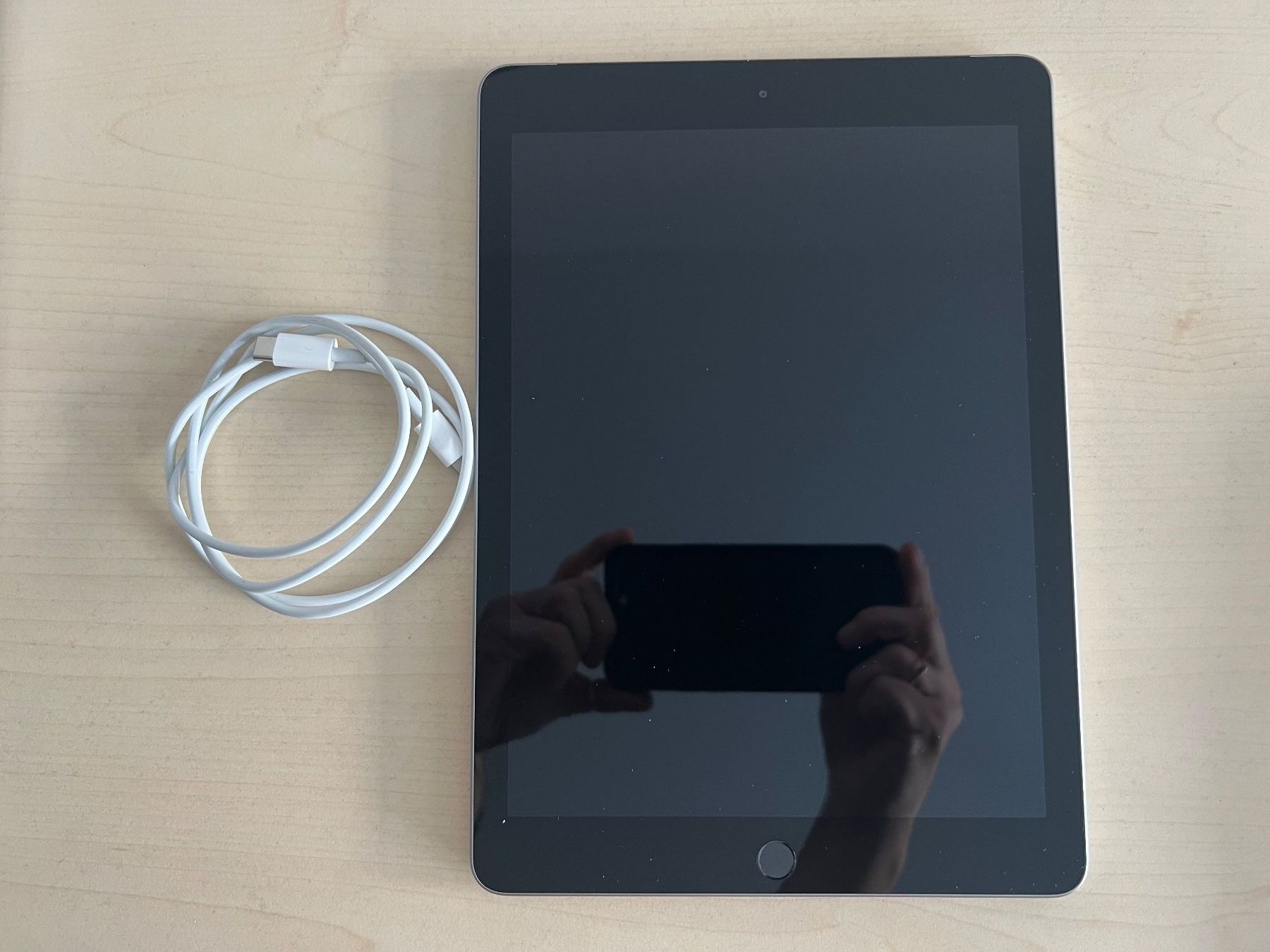 Apple Tablettes PC: Apple iPad 6 32GB – D'occasion à Winterthur par la_panna