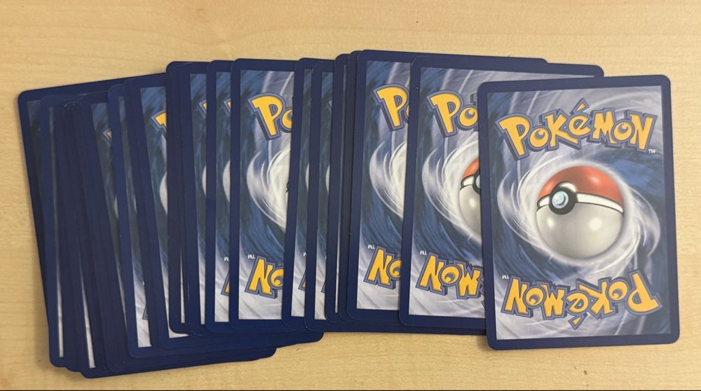 Lot De 20 Cartes Pokémon XY - Commune, Unco, Rare - Sans Doubles