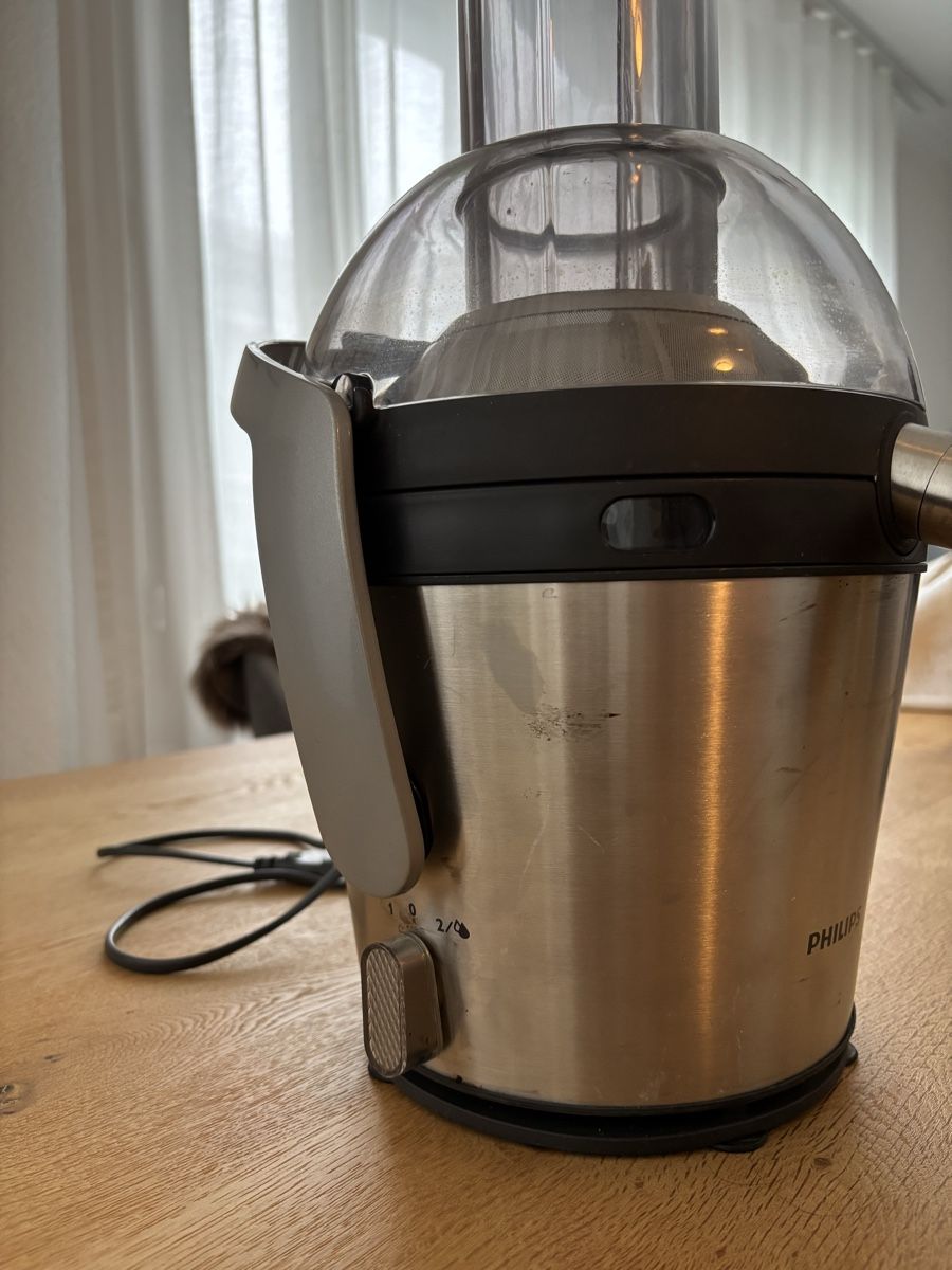 Philips Elettrodomestici da cucina: Philips Entsafter Chromstahl – Usato da Zug venduto da Deks 5