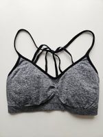 Bustier/BH/SportBH Gr.M grau mit schöner Optik
