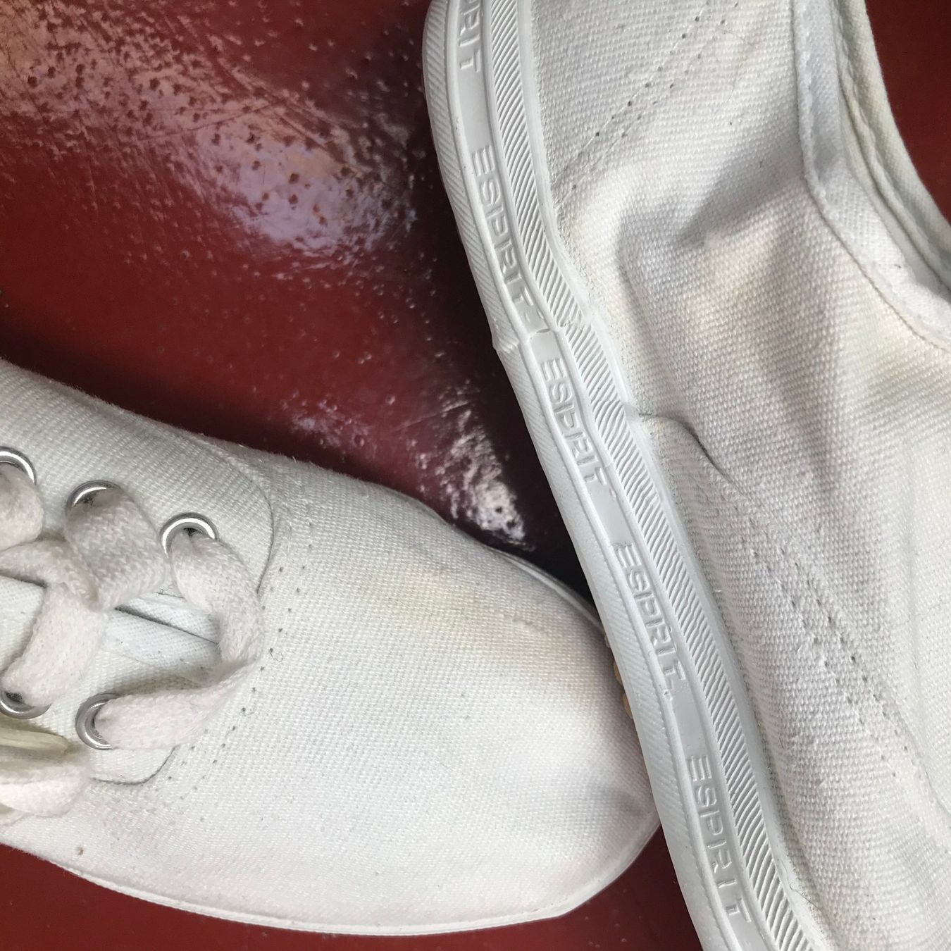 Esprit Scarpe da donna: WEISSE ESPRIT SNEAKERS – Usato da Basel venduto da jillybean 1