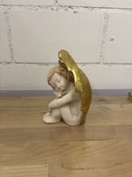 Schlafender Engel, goldene Flügel, top Zustand