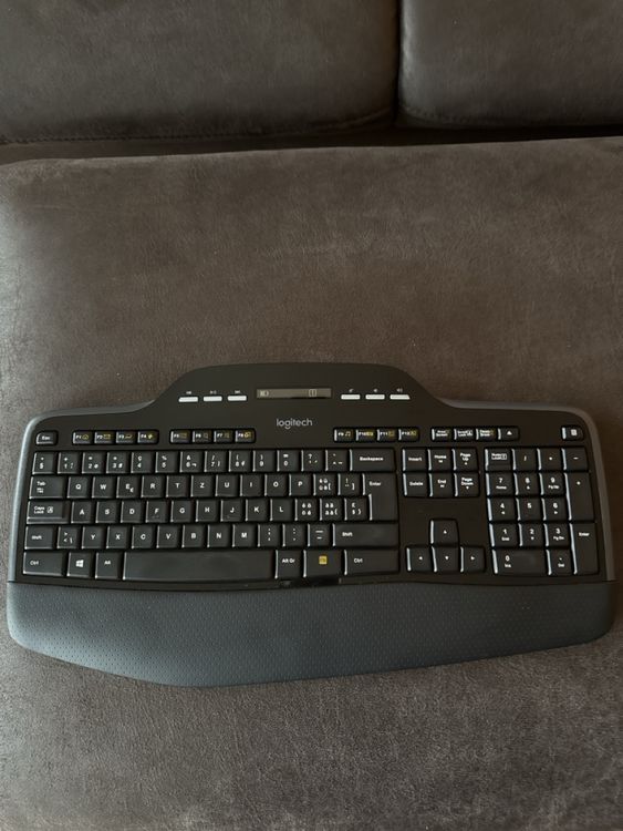 Logitech K520 Wireless Keyboard - Excellent Condition! (Gebraucht) in ...