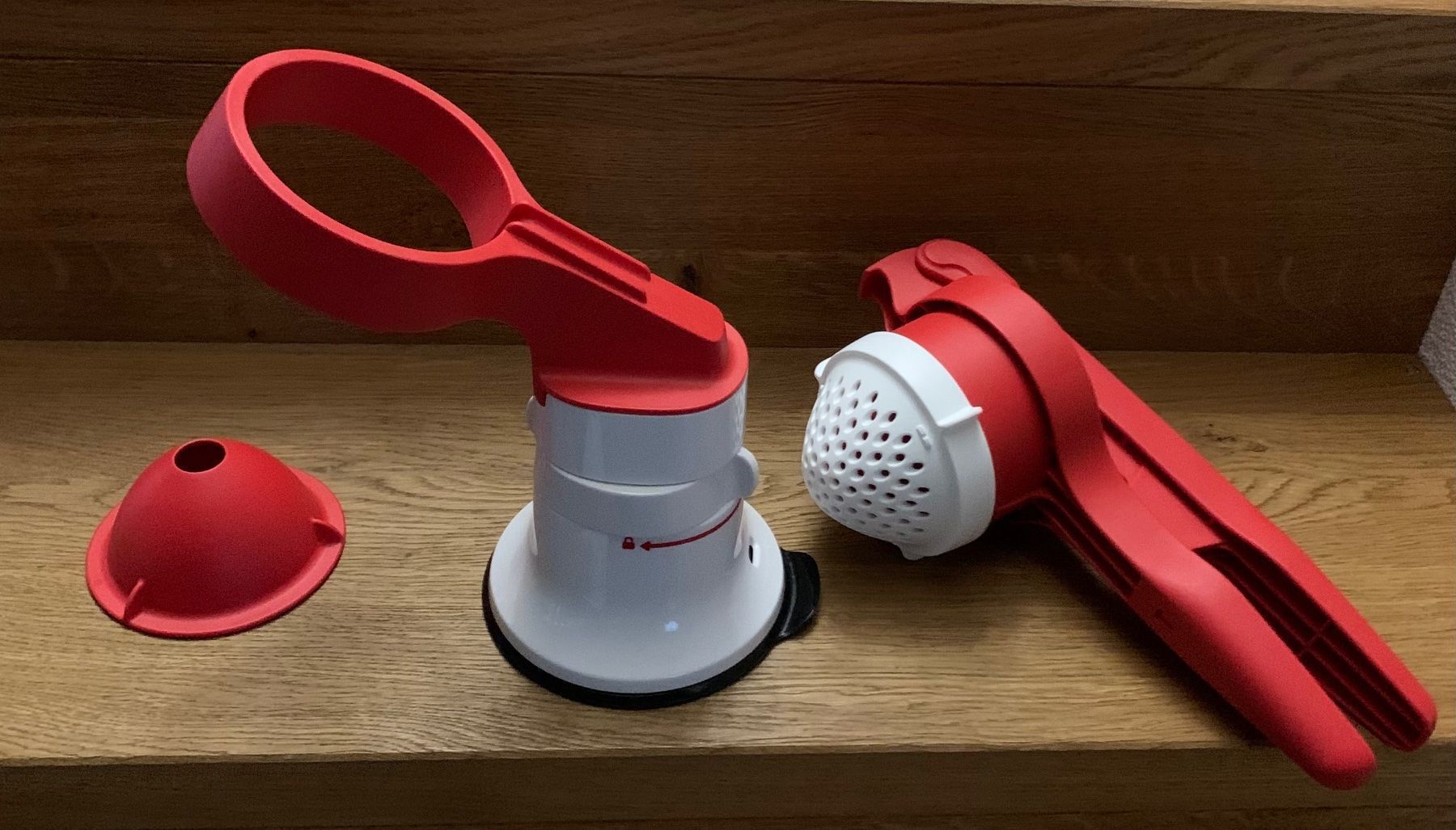 Tupperware Elettrodomestici da cucina: TUPPERWARE Chef Saftpresse – Usato da Herzogenbuchsee venduto da zukerka 1